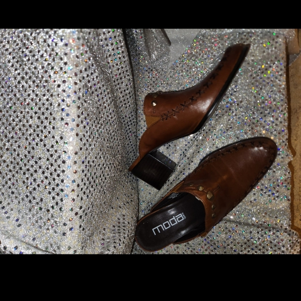 Moda clogs